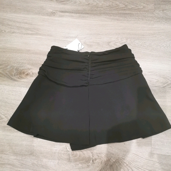 Zara Black shorts skorts - Picture 6 of 6